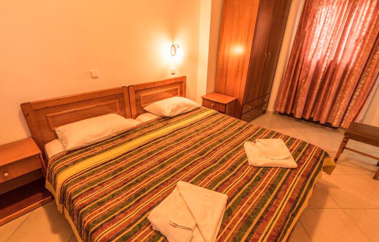Delfini Hotel Скала-Потамиас Экстерьер фото