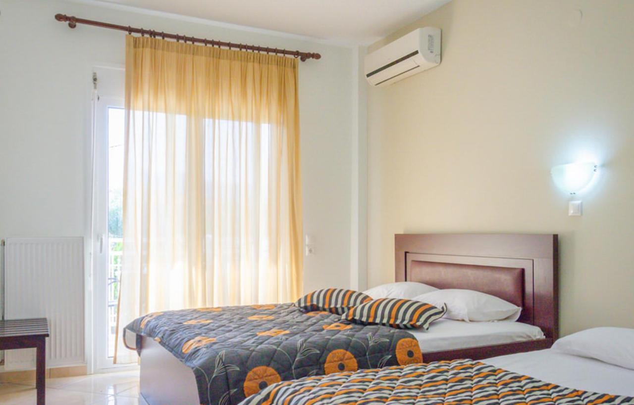 Delfini Hotel Скала-Потамиас Экстерьер фото