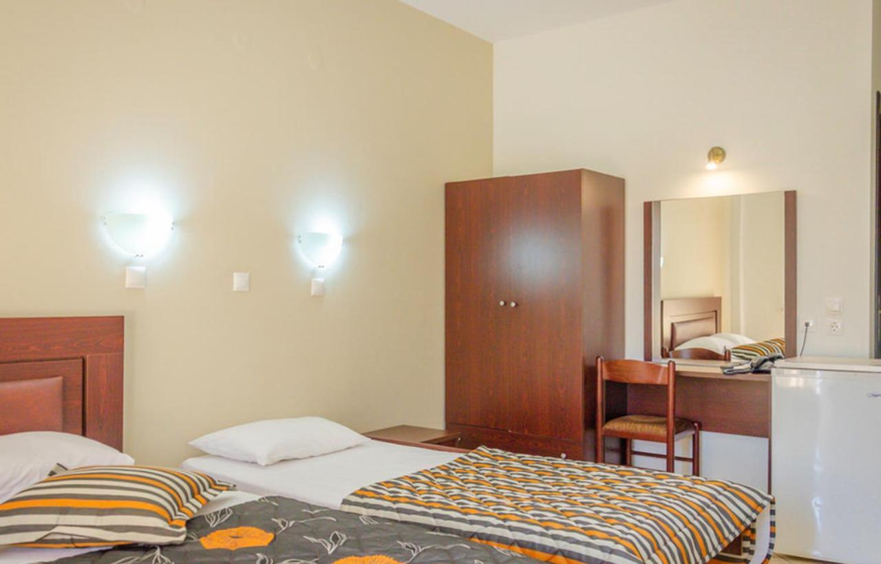 Delfini Hotel Скала-Потамиас Экстерьер фото