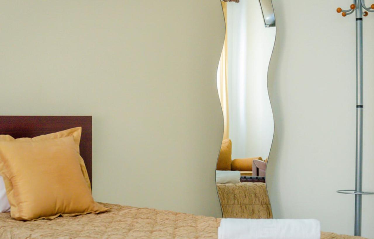 Delfini Hotel Скала-Потамиас Экстерьер фото